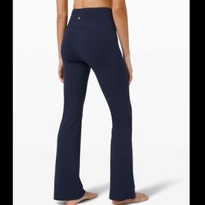 Lululemon groove pant flare 32” true navy